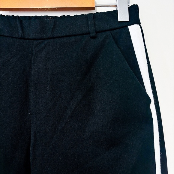 ZARA Black pants with white side stripe - Picture 7 of 8